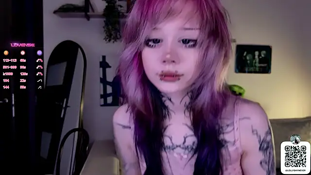 Snapshot of Lollyshy chatting on September 2025 10:51:02 AM Lollyshy online show from September 2025 10:51:02 AM