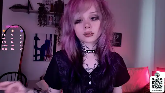 Snapshot of Lollyshy chatting on October 2025 11:19:01 AM Lollyshy online show from October 2025 11:19:01 AM