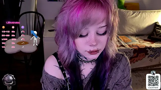 Snapshot of Lollyshy chatting on October 2025 11:09:01 AM Lollyshy online show from October 2025 11:09:01 AM