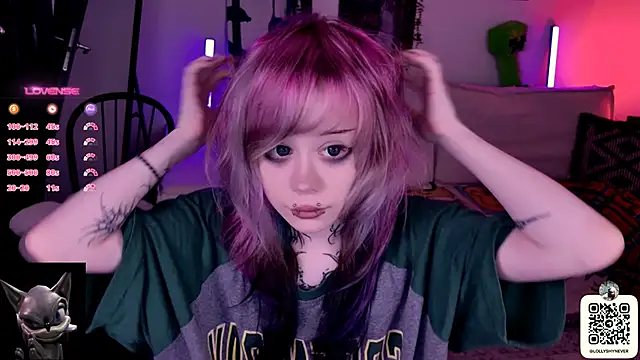 Snapshot of Lollyshy chatting on October 2025 10:58:02 AM Lollyshy online show from October 2025 10:58:02 AM