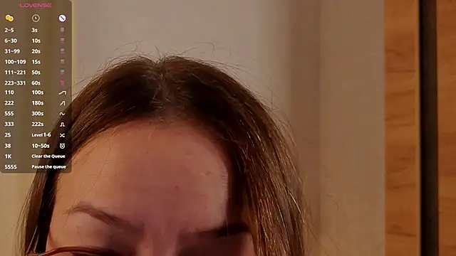 Snapshot of BlushinBloom chatting on October 2025 06:13:02 AM BlushinBloom online show from October 2025 06:13:02 AM