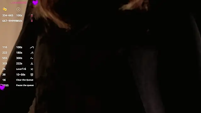 Snapshot of BlushinBloom chatting on October 2025 06:14:02 AM BlushinBloom online show from October 2025 06:14:02 AM