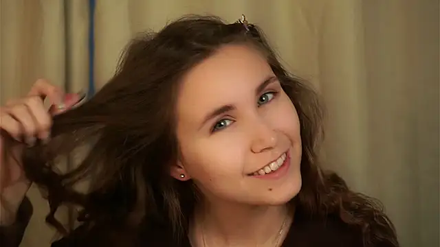 EthalFlowers online show from November 2025 01:27:01 AM