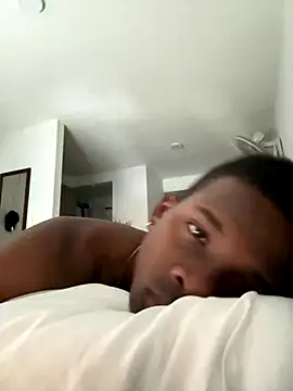 Brycce santos online show from September 2025 01:45:01 PM