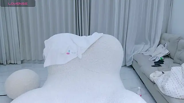 rainybb online show from October 2025 11:21:02 AM