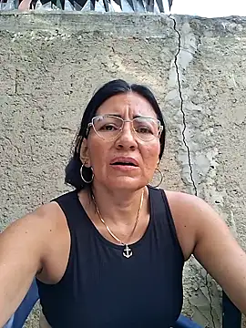 Snapshot of maturexxxnaughty chatting on October 2025 12:17:02 PM maturexxxnaughty online show from October 2025 12:17:02 PM