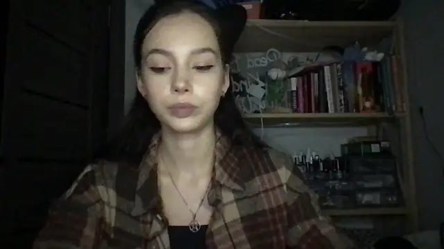 Yuna5343 online show from September 2025 09:14:02 PM