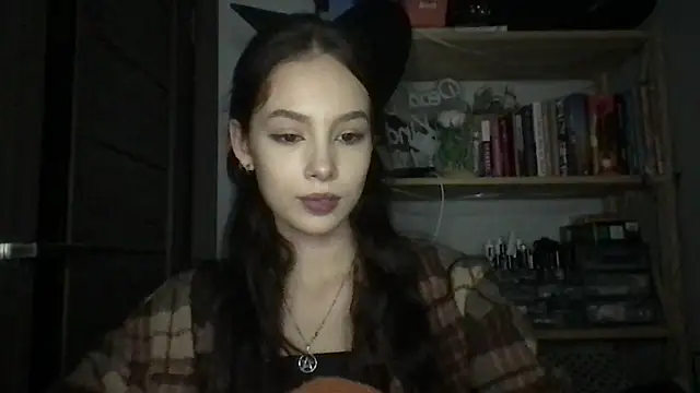 Yuna5343 online show from September 2025 10:33:02 PM