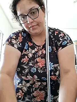 Snapshot of valkiriabbw chatting on January 2026 02:33:02 PM valkiriabbw online show from January 2026 02:33:02 PM