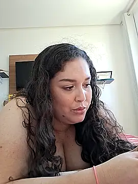 Snapshot of valkiriabbw chatting on April 2026 02:14:02 PM valkiriabbw online show from April 2026 02:14:02 PM