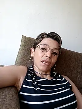 Lulypsicologasexual online show from November 2025 09:08:01 PM