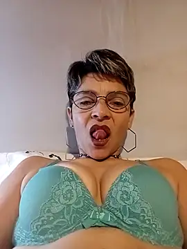 Lulypsicologasexual online show from February 2026 07:46:01 PM