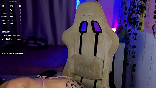 Snapshot of bunnykellyyy chatting on March 2026 06:59:02 PM bunnykellyyy online show from March 2026 06:59:02 PM