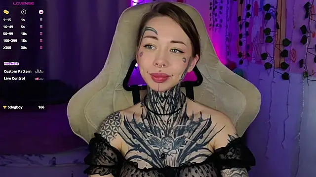 Snapshot of bunnykellyyy chatting on April 2026 06:14:01 AM bunnykellyyy online show from April 2026 06:14:01 AM