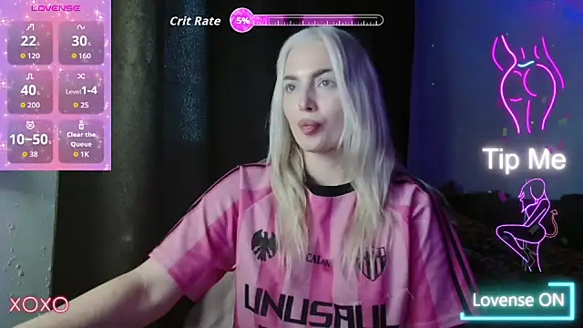 Snapshot of SpaceMarsi chatting on October 2025 02:15:01 AM SpaceMarsi online show from October 2025 02:15:01 AM