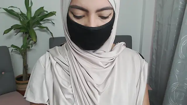 Snapshot of jade_nassar chatting on November 2025 12:16:02 PM jade nassar online show from November 2025 12:16:02 PM