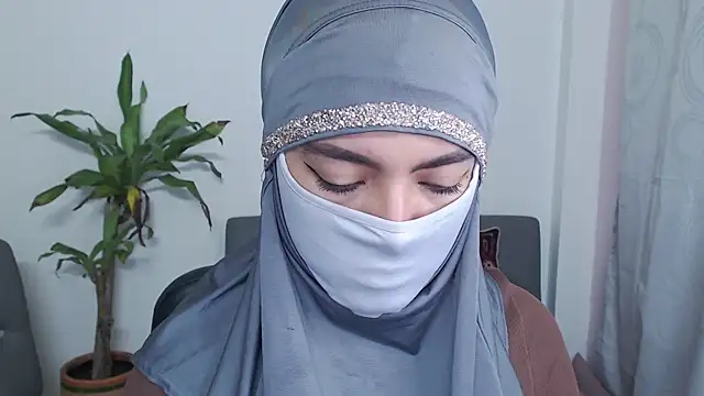 Snapshot of jade_nassar chatting on November 2025 12:42:02 PM jade nassar online show from November 2025 12:42:02 PM