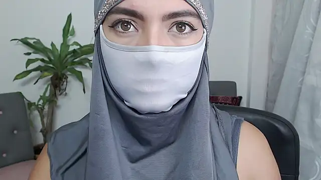 Snapshot of jade_nassar chatting on November 2025 04:40:01 PM jade nassar online show from November 2025 04:40:01 PM