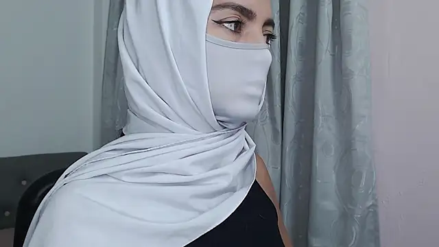 Snapshot of jade_nassar chatting on November 2025 02:11:01 AM jade nassar online show from November 2025 02:11:01 AM