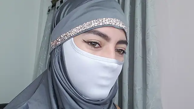 Snapshot of jade_nassar chatting on November 2025 12:16:02 PM jade nassar online show from November 2025 12:16:02 PM