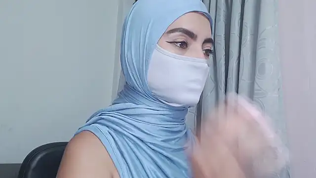 Snapshot of jade_nassar chatting on December 2025 11:57:02 PM jade nassar online show from December 2025 11:57:02 PM