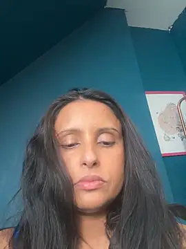 Snapshot of Angelaarayexx chatting on April 2026 11:34:01 AM Angelaarayexx online show from April 2026 11:34:01 AM