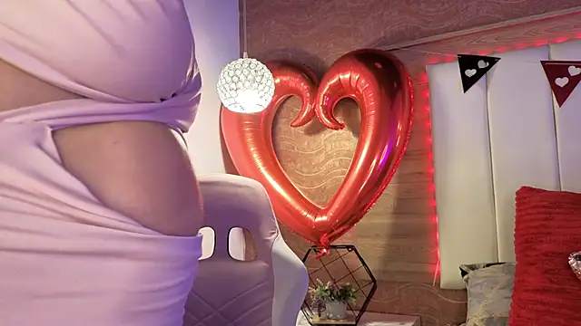 Snapshot of AgnesIvanova chatting on February 2026 06:37:01 PM AgnesIvanova online show from February 2026 06:37:01 PM