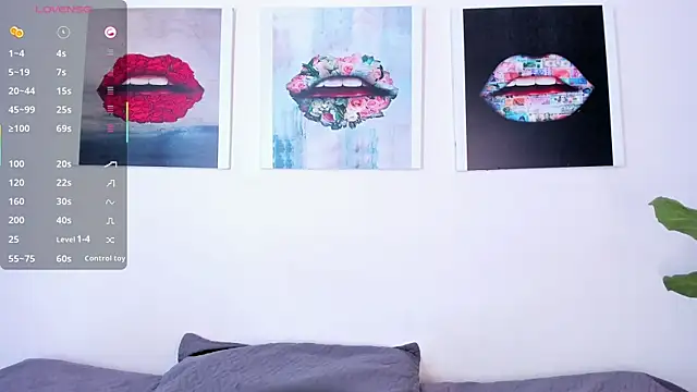 Monika-Ruiz online show from October 2025 02:19:01 PM