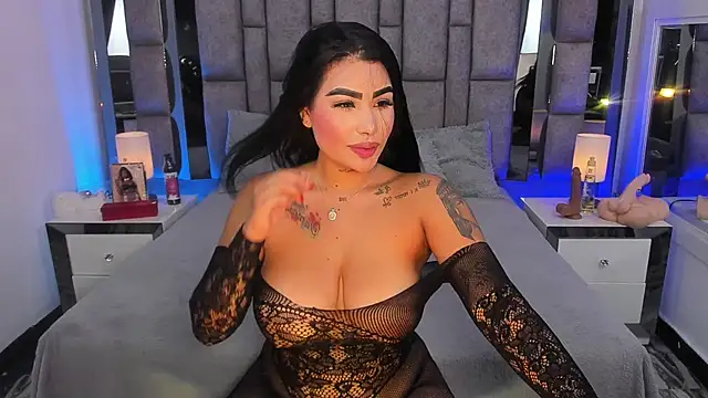 Snapshot of MaddyGray_ chatting on November 2025 07:25:02 PM MaddyGray online show from November 2025 07:25:02 PM