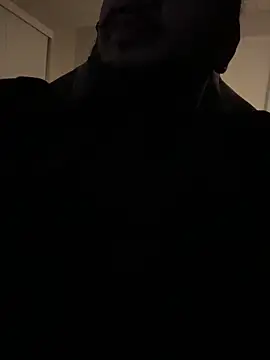 Snapshot of Bbrn69official chatting on September 2025 04:40:02 AM Bbrn69official online show from September 2025 04:40:02 AM