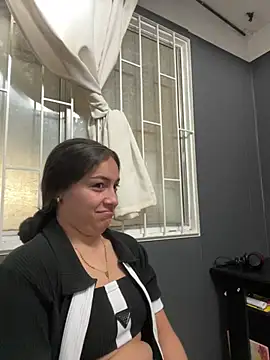 Alyha Cortes online show from February 2026 01:17:01 PM