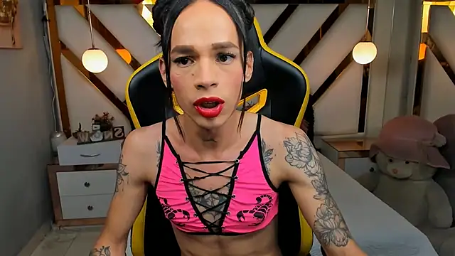 Snapshot of sara_slut21 chatting on December 2024 07:37:02 AM sara slut21 online show from December 2024 07:37:02 AM