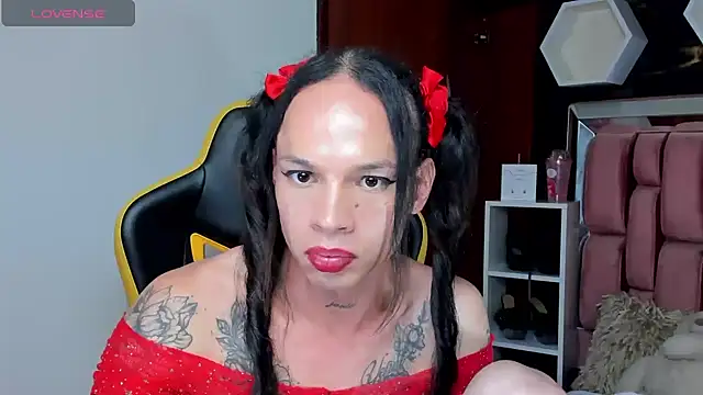 Snapshot of sara_slut21 chatting on March 2025 05:28:02 PM sara slut21 online show from March 2025 05:28:02 PM