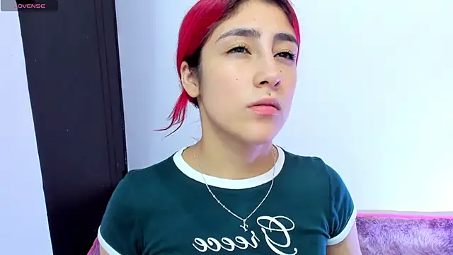 Snapshot of adahraa_younng chatting on October 2025 03:57:02 PM adahraa younng online show from October 2025 03:57:02 PM