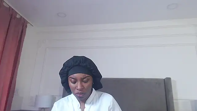 NatashaSilver online show from December 2025 01:16:02 PM