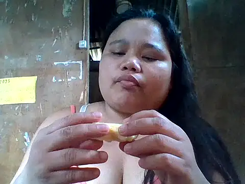 tender amy online show from September 2025 12:43:02 AM