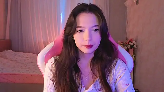 Snapshot of yuna_sunshy chatting on April 2026 02:51:02 AM yuna sunshy online show from April 2026 02:51:02 AM