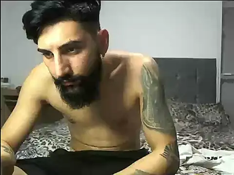 Alexgrc13 online show from December 2025 05:40:02 PM