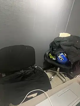 Snapshot of Emily_Rivers_ chatting on September 2025 01:44:02 PM Emily Rivers online show from September 2025 01:44:02 PM