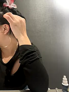 Snapshot of Emily_Rivers_ chatting on October 2025 01:11:01 PM Emily Rivers online show from October 2025 01:11:01 PM