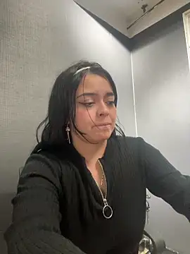 Snapshot of Emily_Rivers_ chatting on November 2025 12:08:02 AM Emily Rivers online show from November 2025 12:08:02 AM