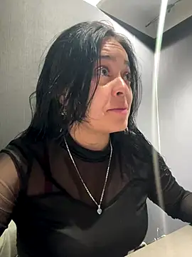 Snapshot of Emily_Rivers_ chatting on November 2025 01:11:01 PM Emily Rivers online show from November 2025 01:11:01 PM