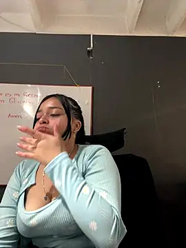 Snapshot of Emily_Rivers_ chatting on December 2025 01:28:02 PM Emily Rivers online show from December 2025 01:28:02 PM