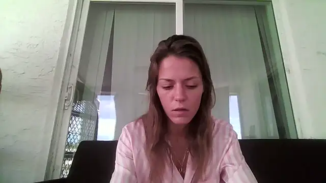 LaylaRainVIP online show from September 2025 04:28:02 PM