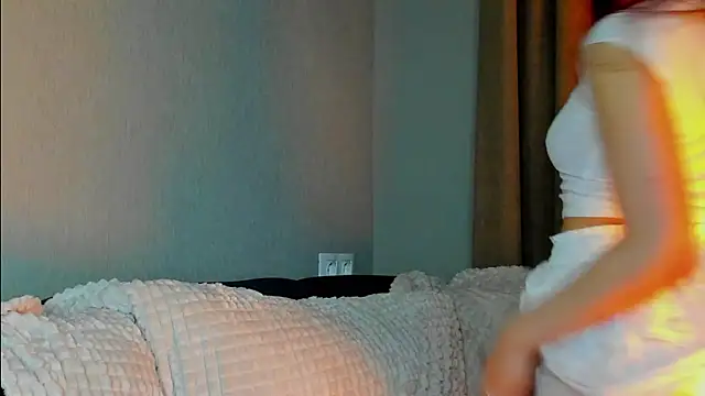 Snapshot of Forever_Smiler chatting on September 2025 08:19:01 PM Forever Smiler online show from September 2025 08:19:01 PM