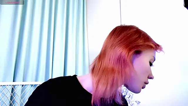 Snapshot of Kiara_Dream chatting on March 2026 10:03:01 PM Kiara Dream online show from March 2026 10:03:01 PM