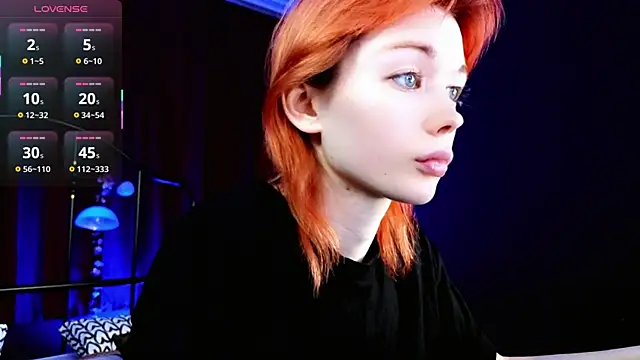 Snapshot of Kiara_Dream chatting on April 2026 09:48:02 PM Kiara Dream online show from April 2026 09:48:02 PM