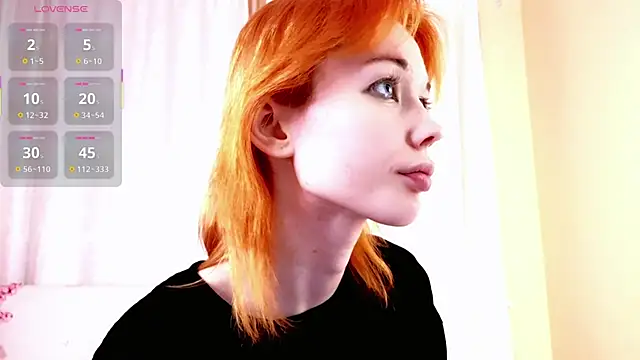 Snapshot of Kiara_Dream chatting on April 2026 08:44:01 PM Kiara Dream online show from April 2026 08:44:01 PM