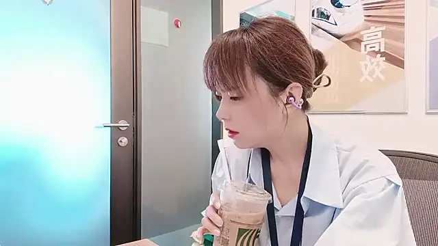 KKMM168 online show from September 2025 02:01:02 AM