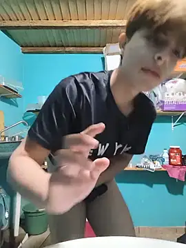 ethan manovan online show from July 2026 10:07:02 PM